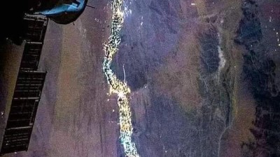 이집트 밤 위성 사진