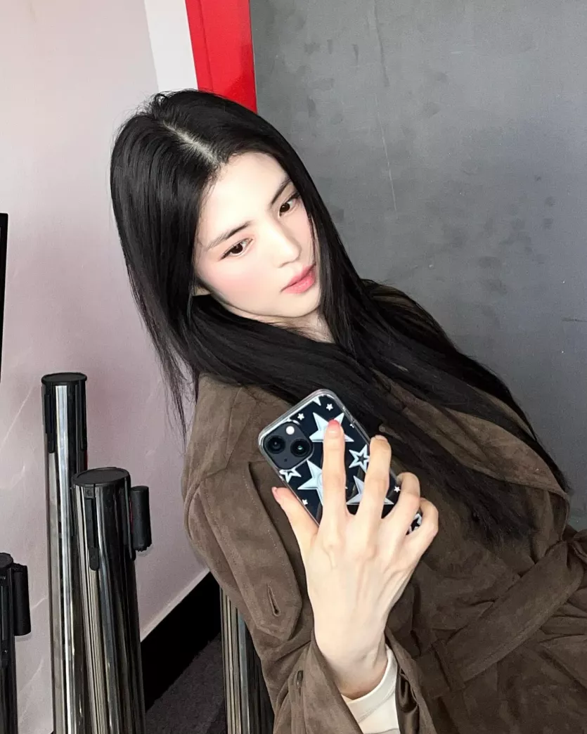 5750c1e9624892c837e07d27605feb9f_1740823895_0133.webp