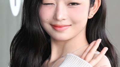 윙크하는 아이브 레이