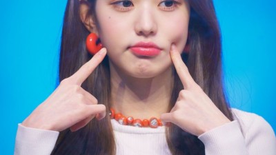 볼 콕 아이브 장원영