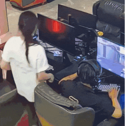 cb2b6e718572bdc2555c862bc5051b00_1776317753_2682.gif